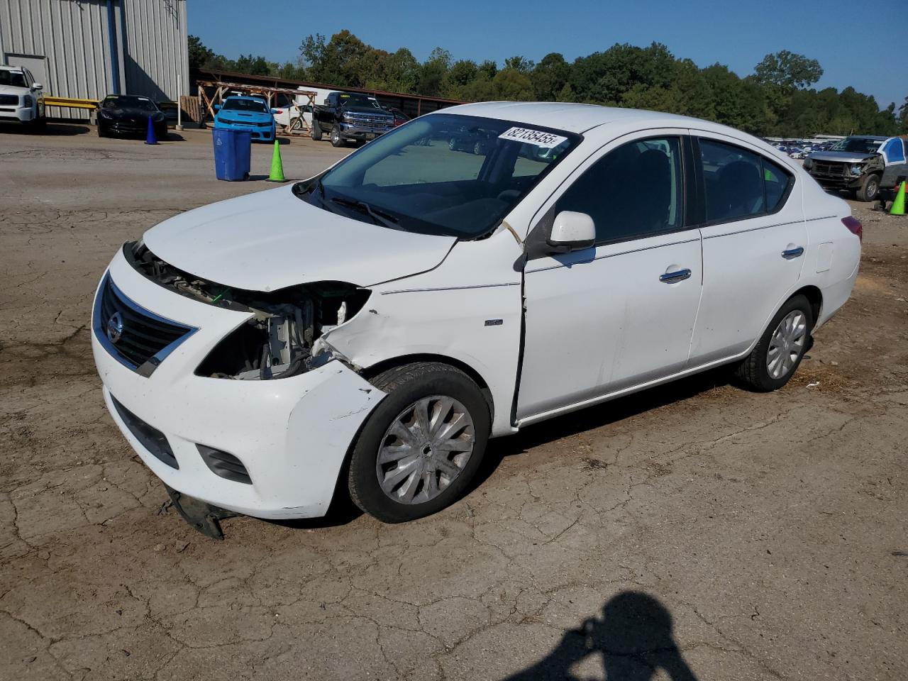 NISSAN VERSA S