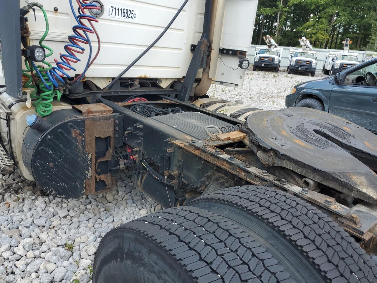 Lot #3286950797 2016 VOLVO VNL