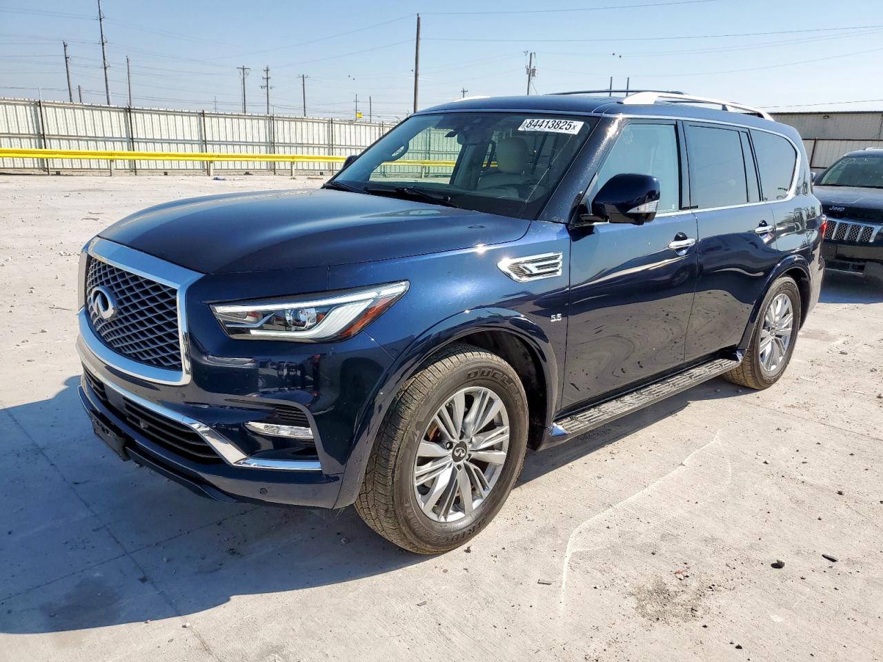 INFINITI QX80 LUXE