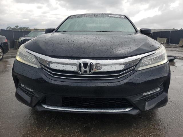 2017 HONDA ACCORD TOU 1HGCR3F96HA044179