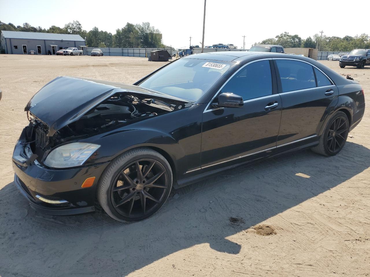 MERCEDES-BENZ S-CLASS 550