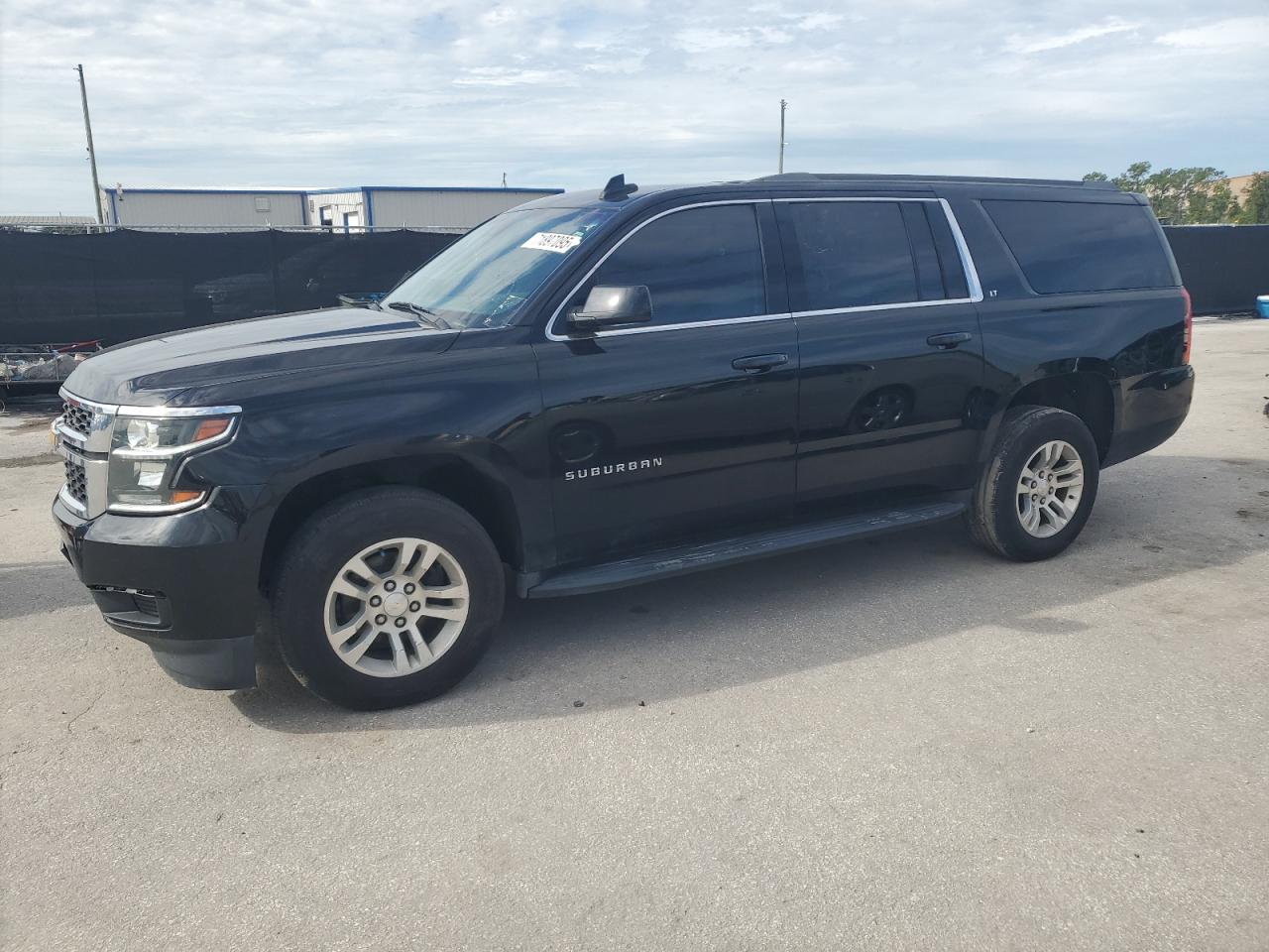 CHEVROLET SUBURBAN C1500 LT