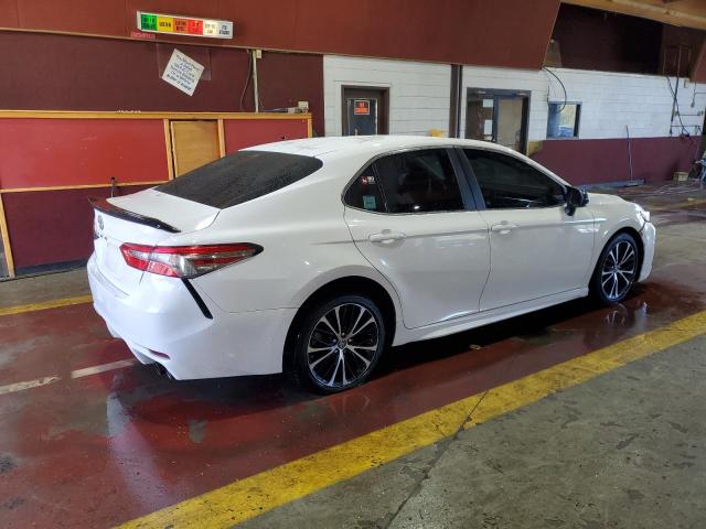2018 TOYOTA CAMRY L 4T1B11HK5JU136700