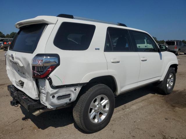 2022 TOYOTA 4RUNNER SR JTEMU5JR8N6069177