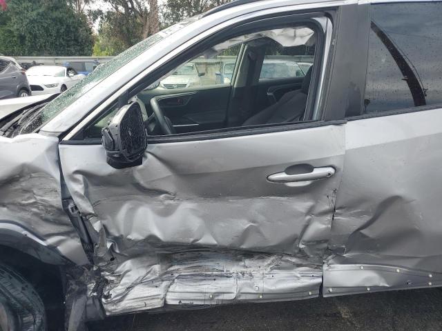 2021 TOYOTA RAV4 LE - JTMH1RFV1MD071777