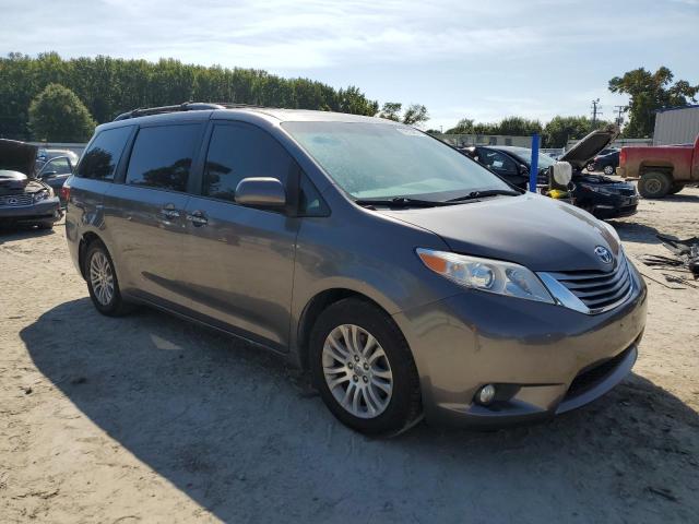 2016 TOYOTA SIENNA XLE - 5TDYK3DC3GS716675