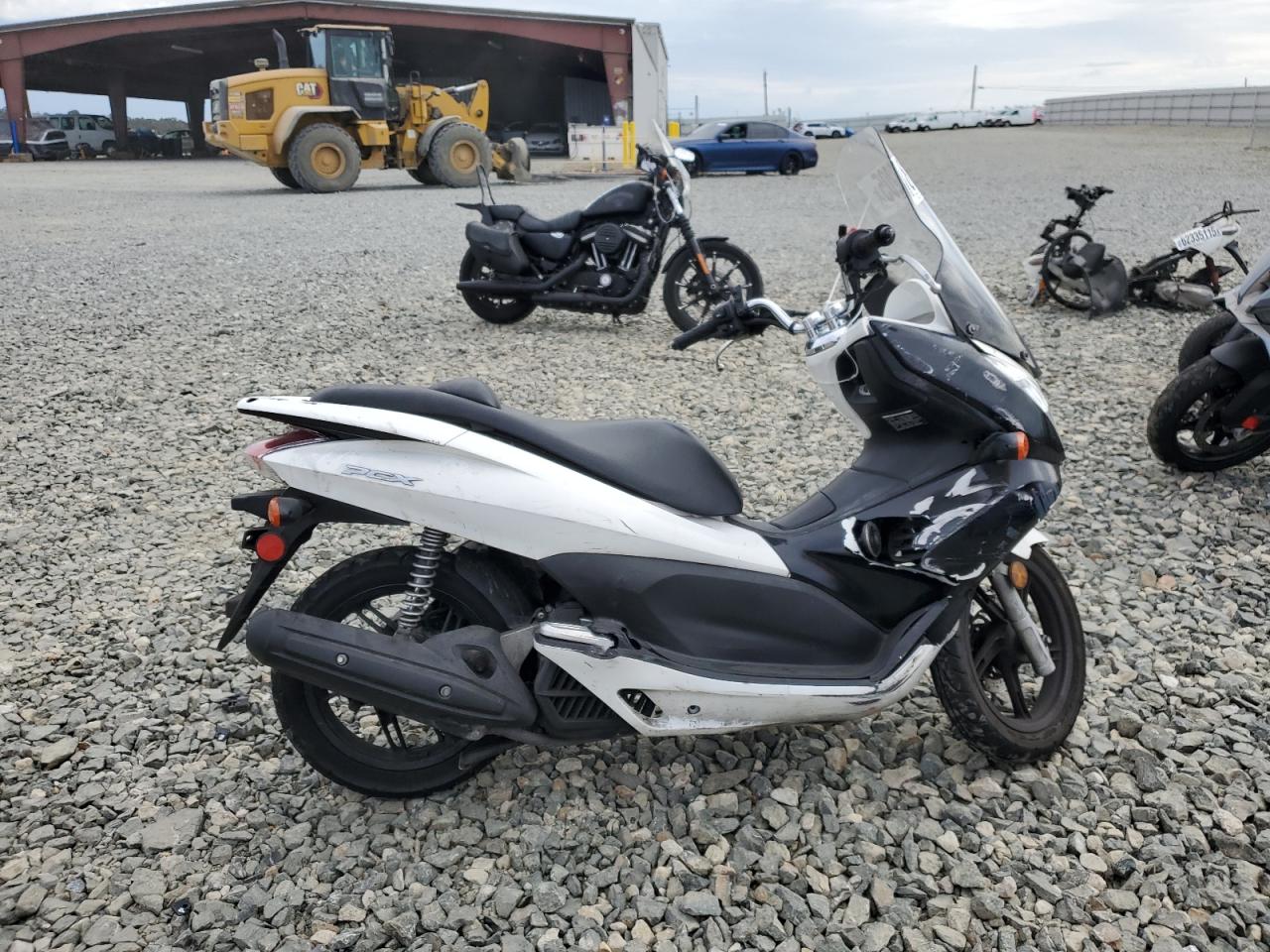 Lot #3285970561 2011 HONDA PCX