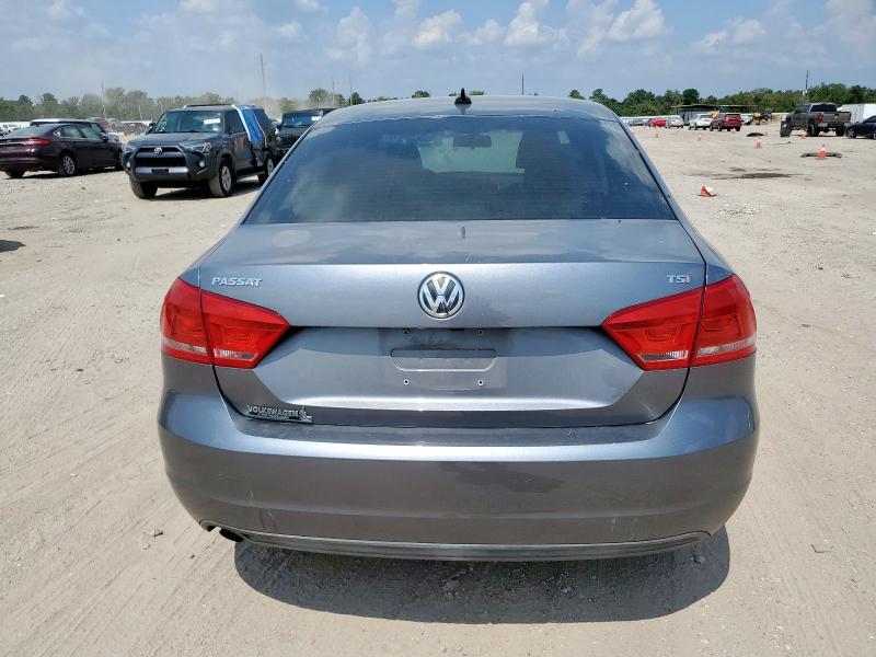 2015 VOLKSWAGEN PASSAT S 1VWAS7A35FC060909