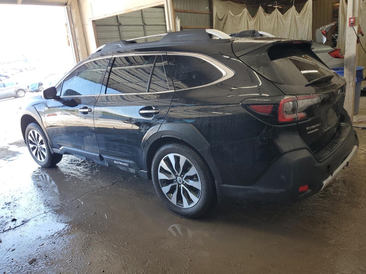 SUBARU OUTBACK TOURING