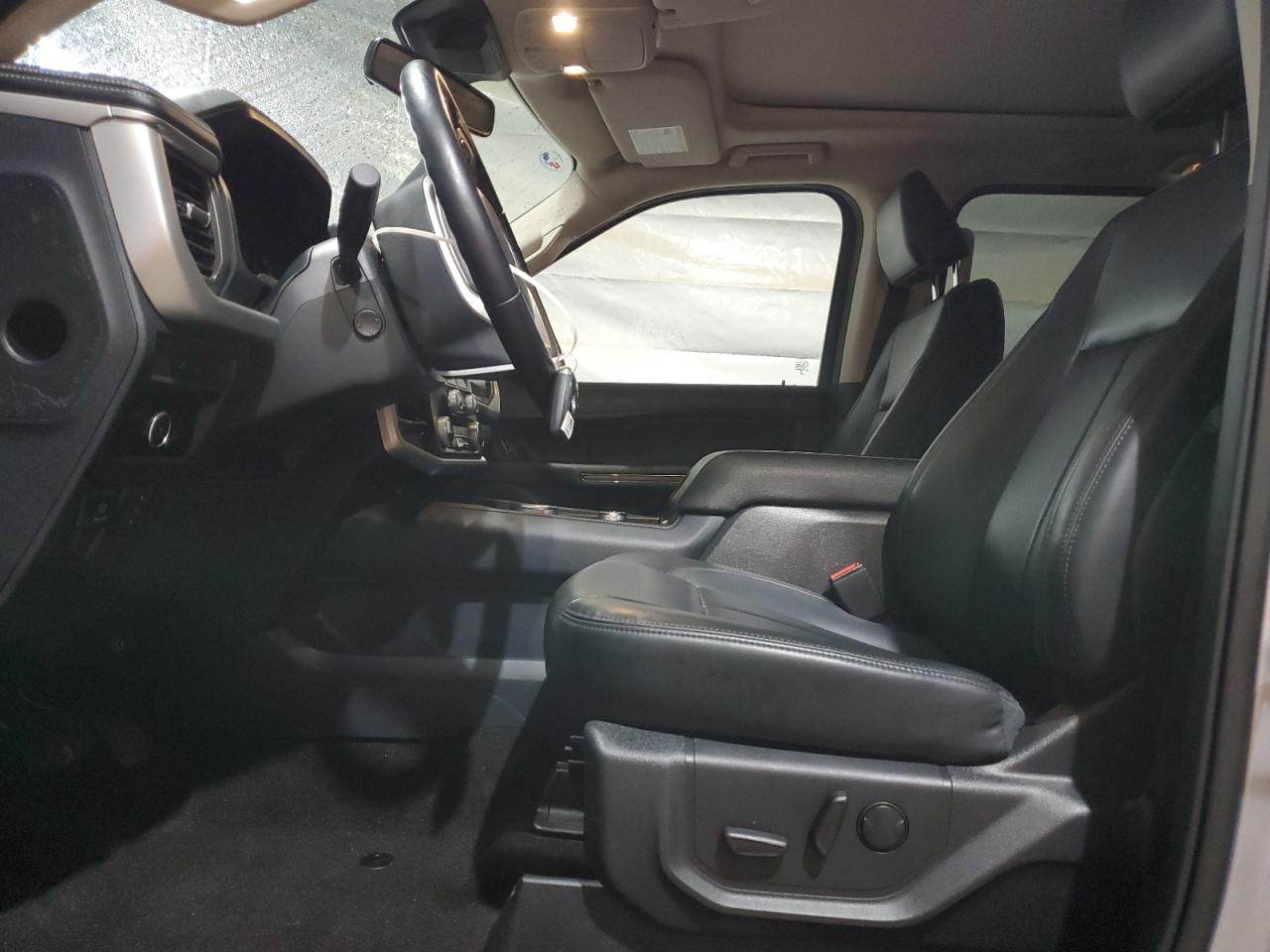 FORD EXPEDITION MAX XLT