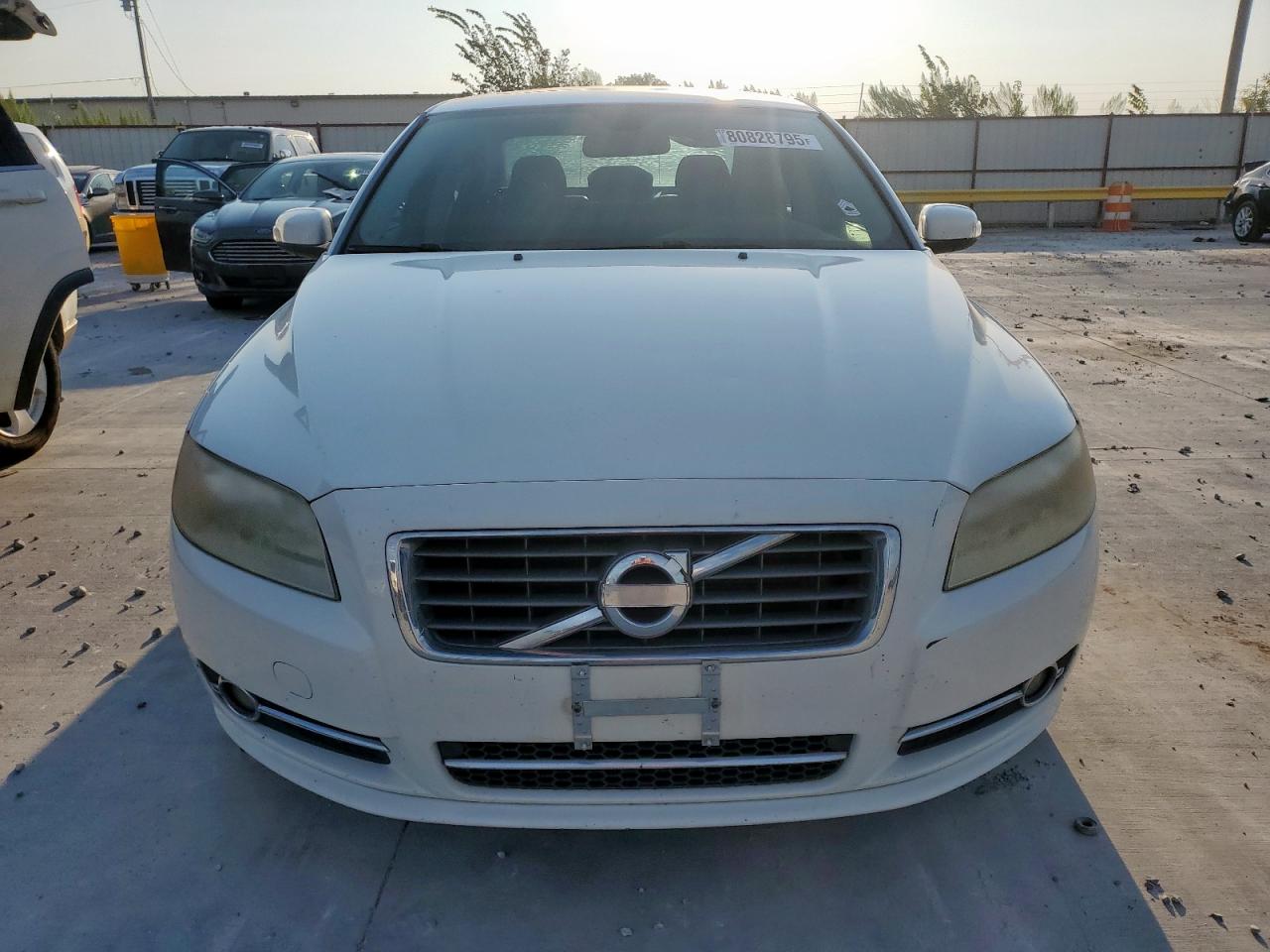 VOLVO S80 3.2