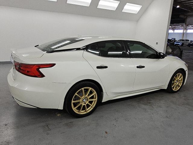 2016 NISSAN MAXIMA 3.5S 1N4AA6AP2GC408384