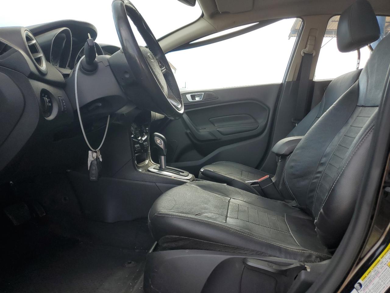 FORD FIESTA TITANIUM