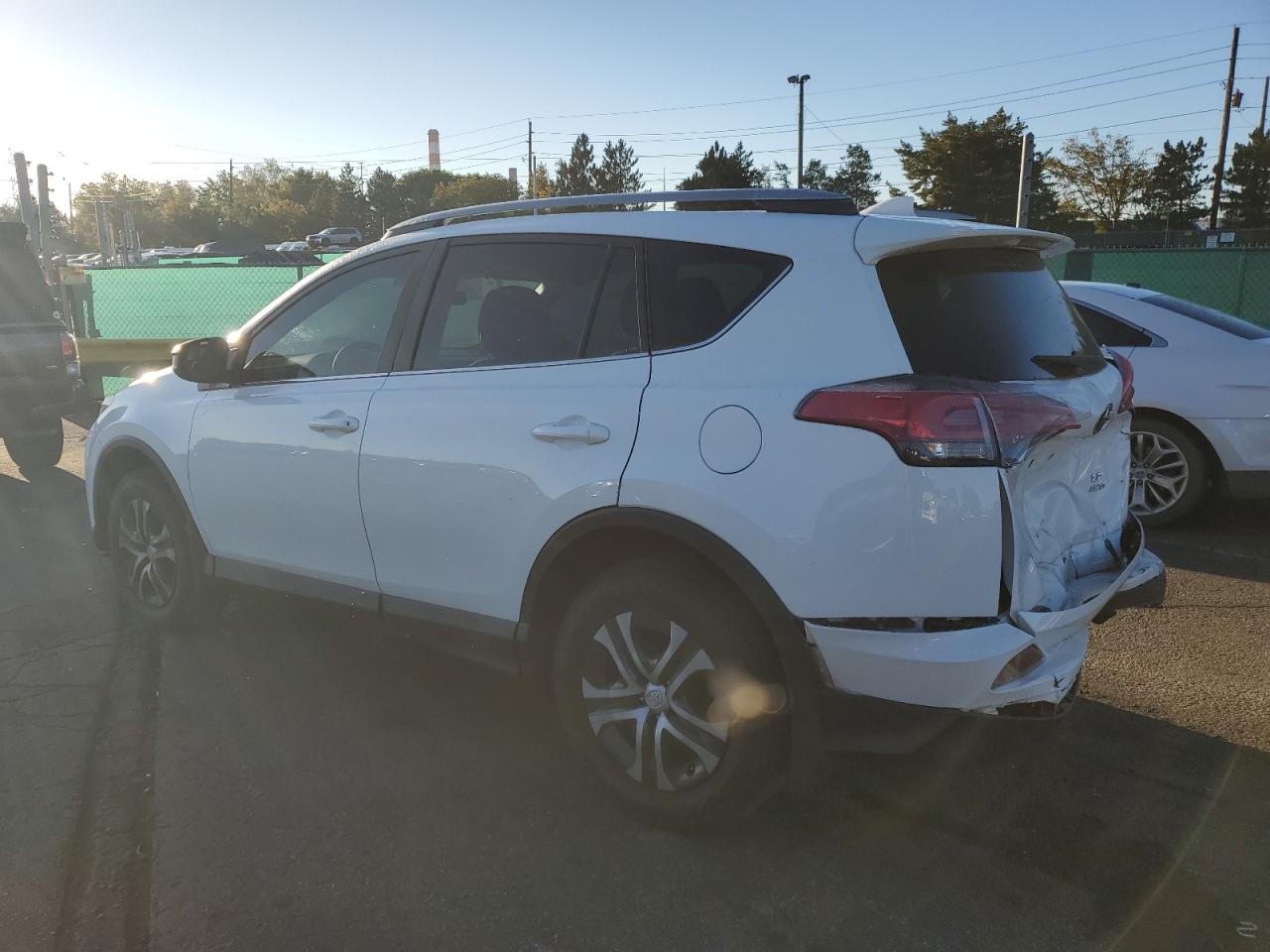 TOYOTA RAV4 LE