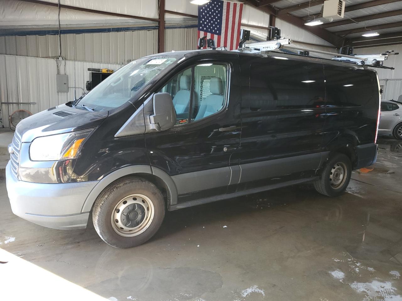 FORD TRANSIT T-150