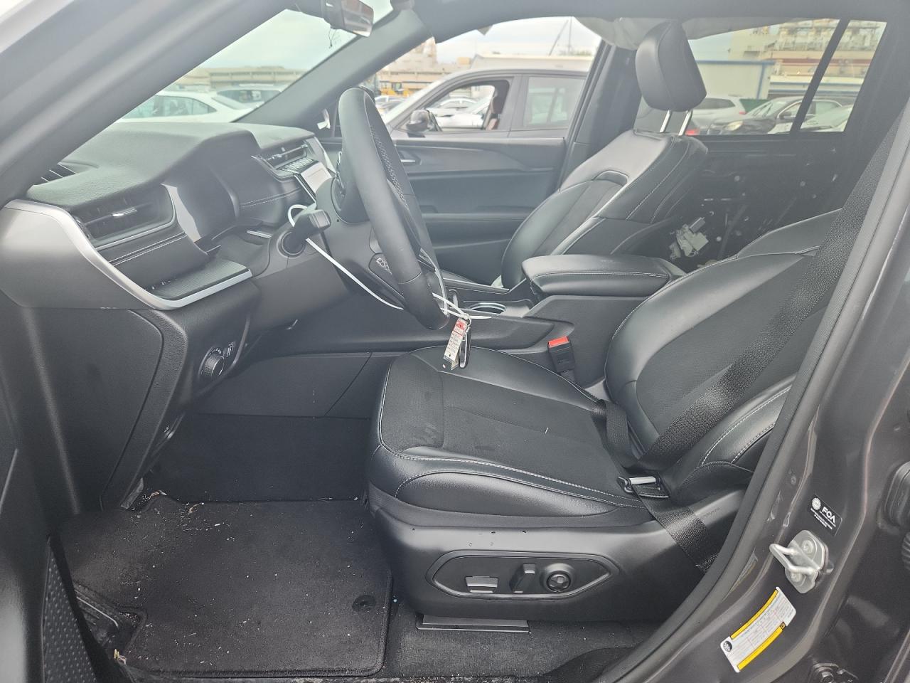 JEEP GRAND CHEROKEE LAREDO