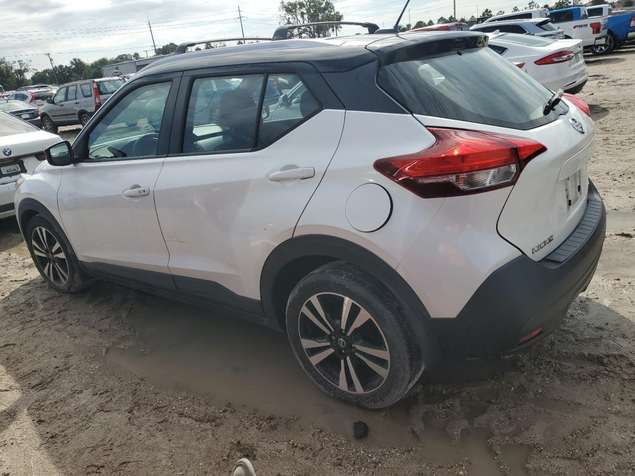NISSAN KICKS S