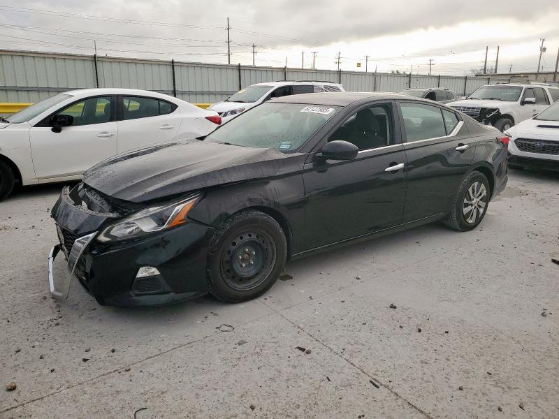 Global Auto Auctions: 2019 NISSAN ALTIMA S