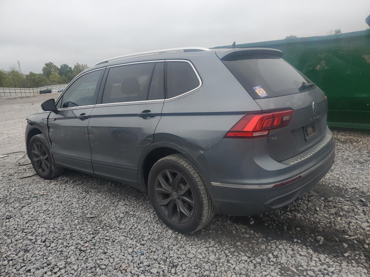 VOLKSWAGEN TIGUAN SE