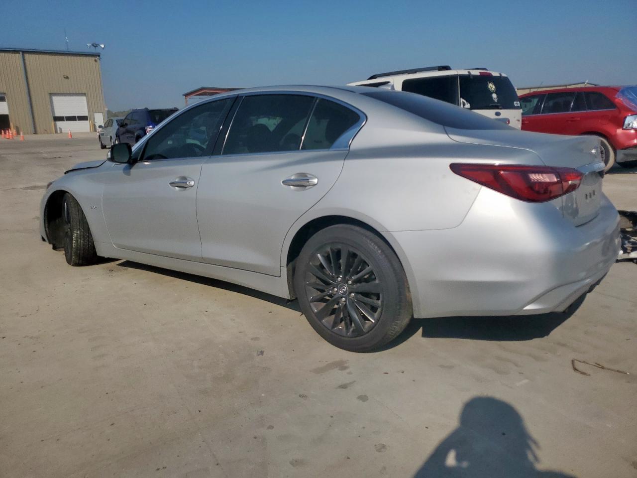 INFINITI Q50 LUXE
