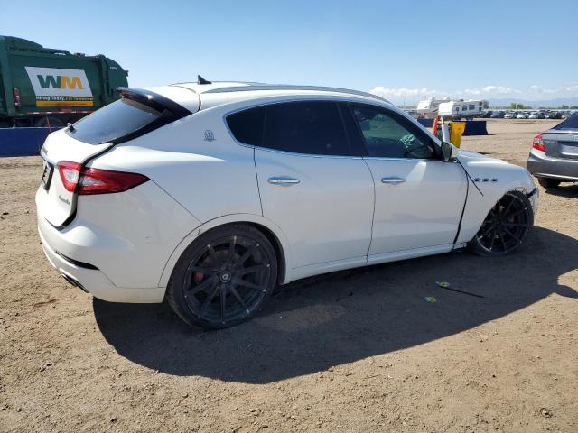 2017 MASERATI LEVANTE LU ZN661XUL3HX258888