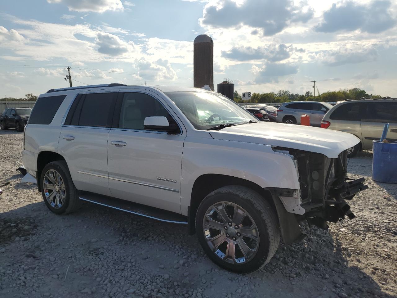 GMC YUKON DENALI