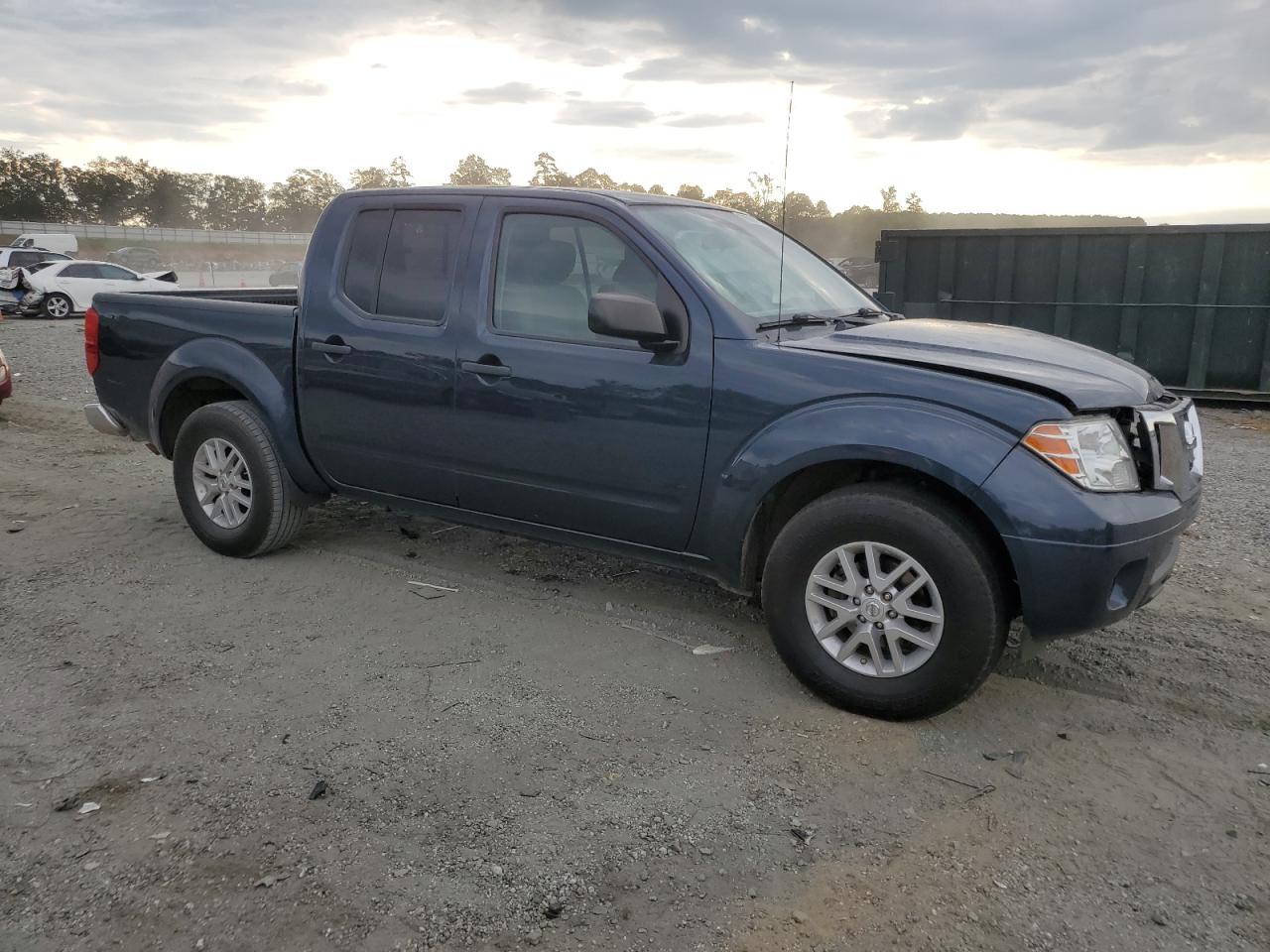 NISSAN FRONTIER S
