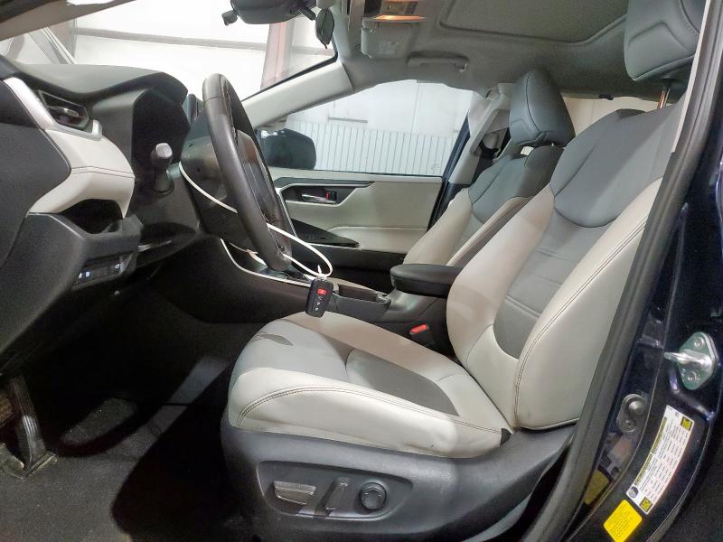 2020 TOYOTA RAV4 XLE PREMIUM 2T3C1RFV7LW099613