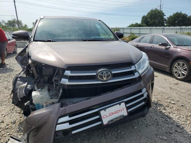 2017 TOYOTA HIGHLANDER SE #3301740330