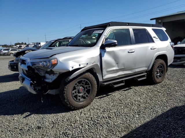 TOYOTA 4RUNNER SR