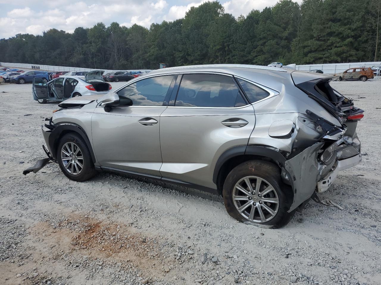 LEXUS NX 200T BASE
