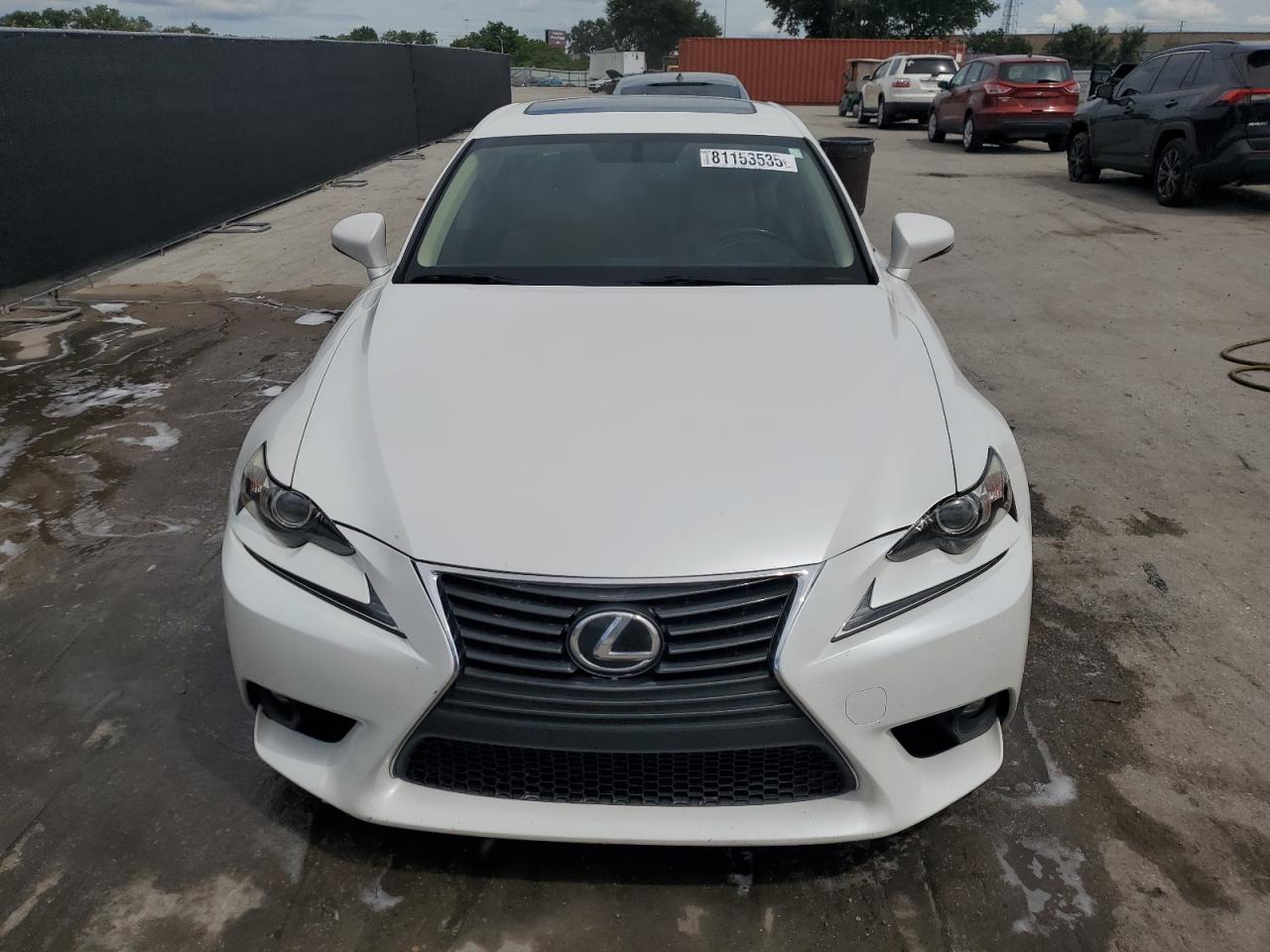 LEXUS IS 200T