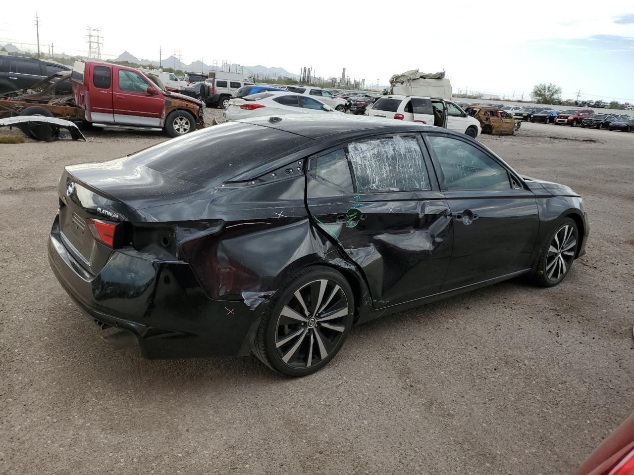 NISSAN ALTIMA PLATINUM