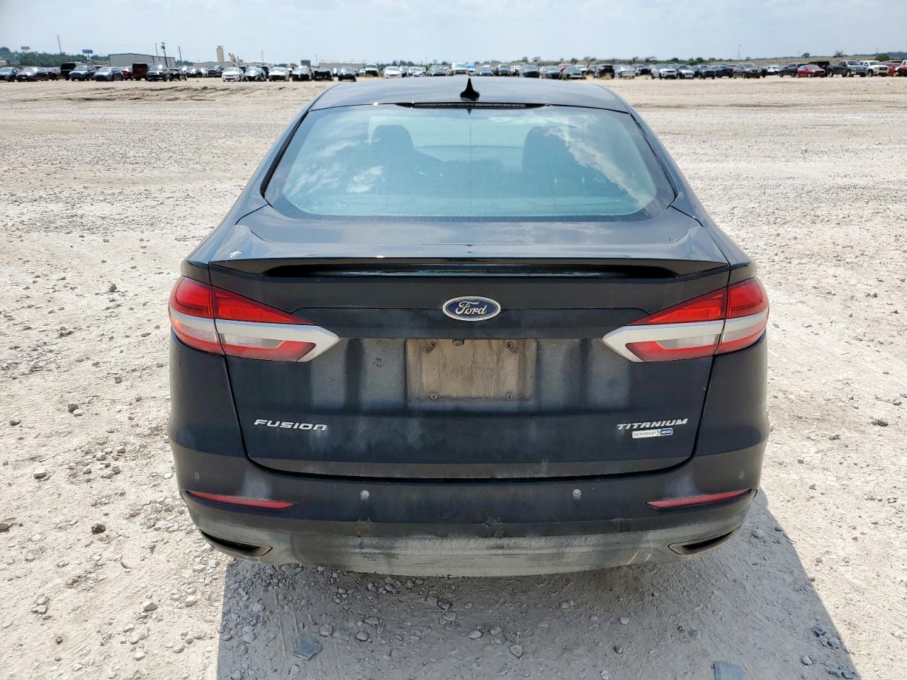 FORD FUSION TITANIUM