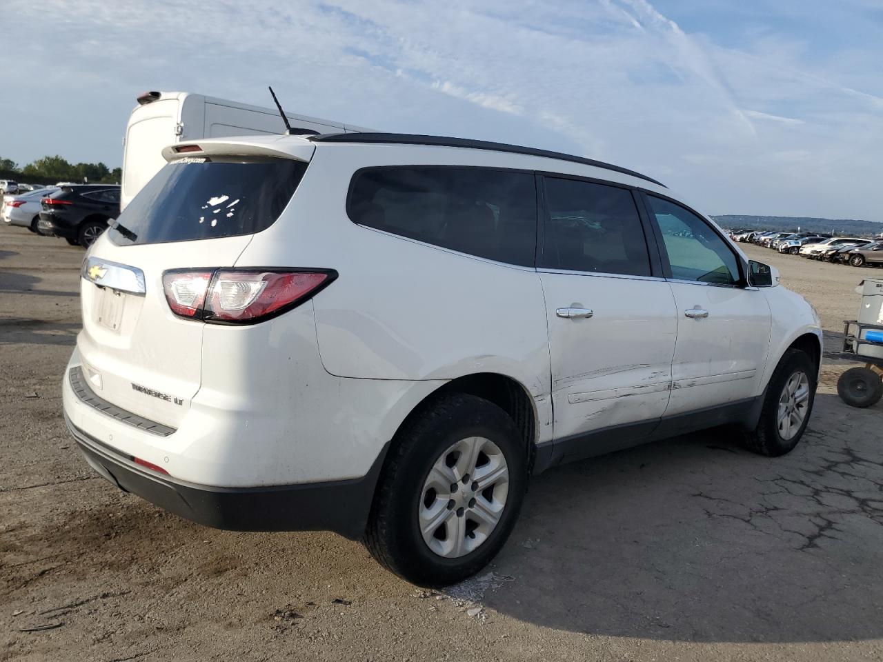 CHEVROLET TRAVERSE LT