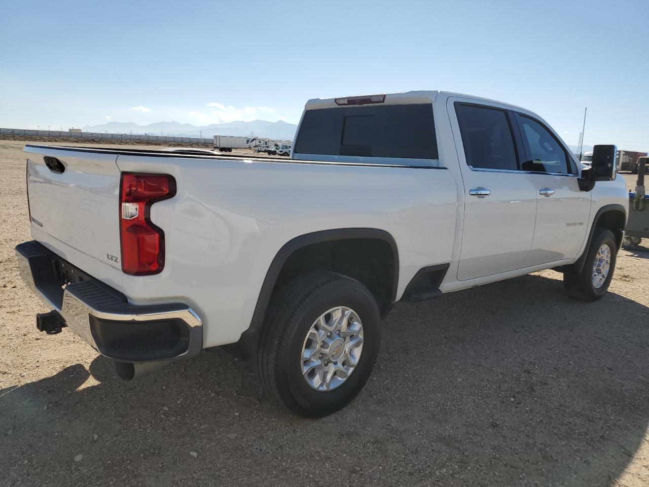 CHEVROLET SILVERADO K2500 HEAVY DUTY LTZ