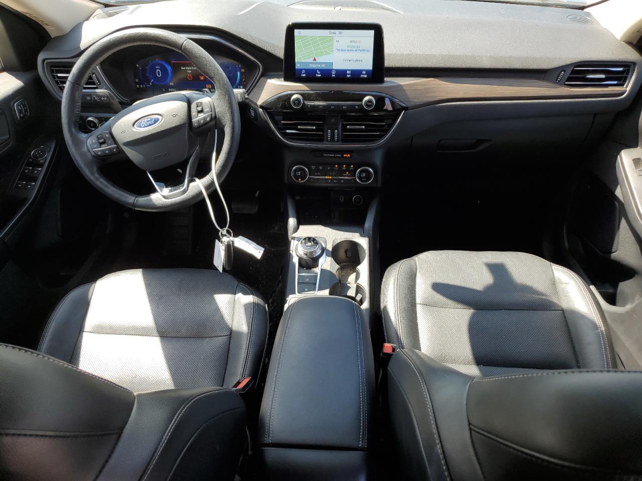 FORD ESCAPE TITANIUM