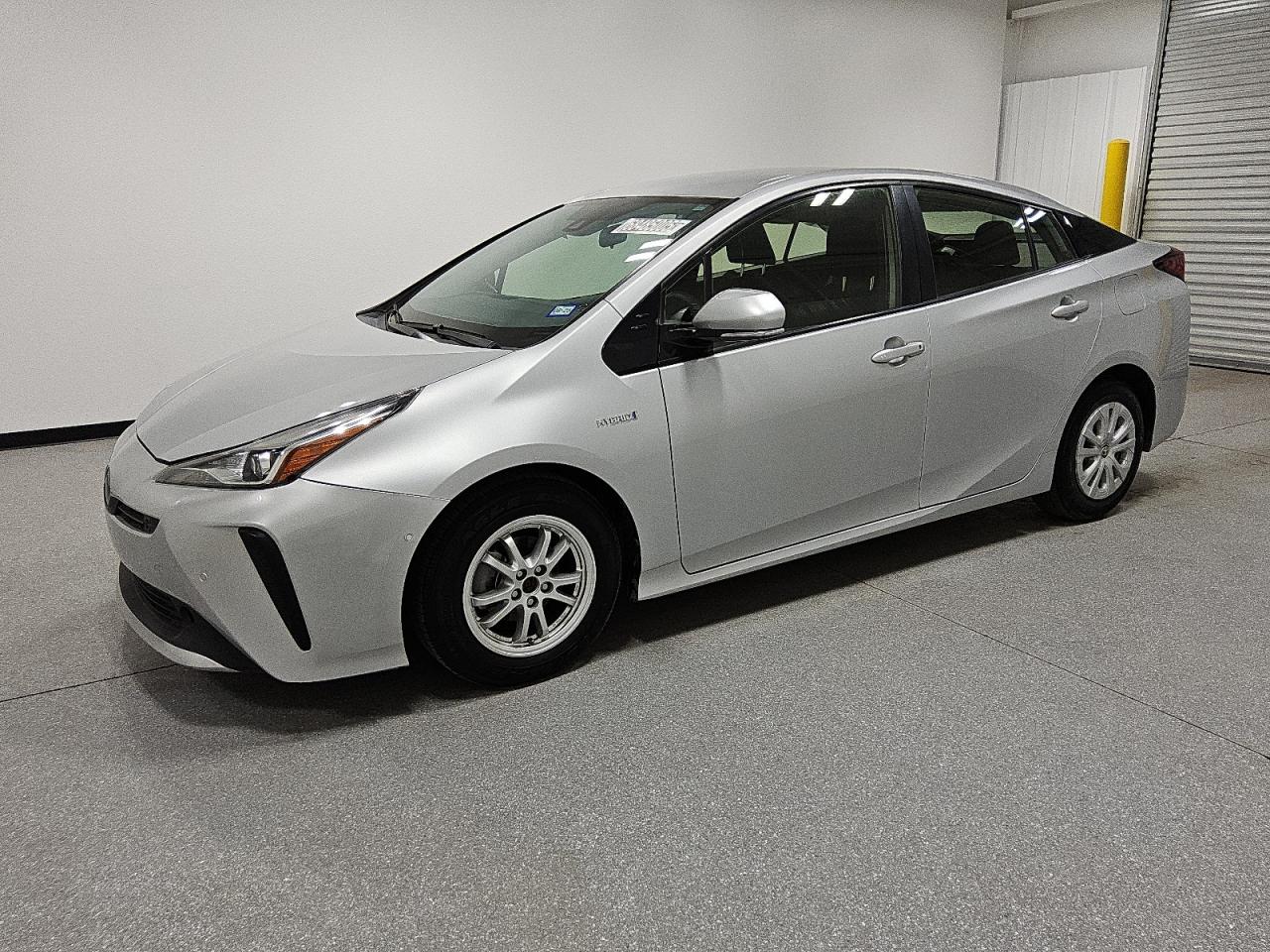 TOYOTA PRIUS L