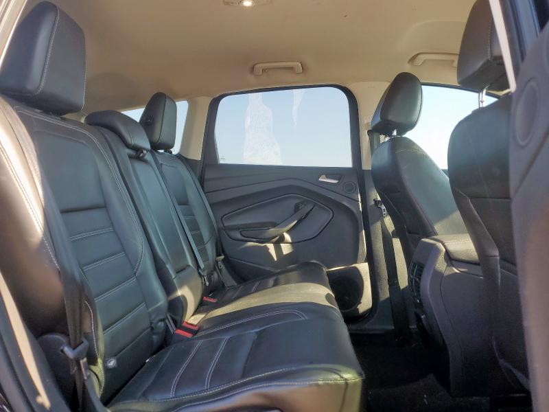 2017 FORD ESCAPE TIT - 1FMCU0J92HUF07075