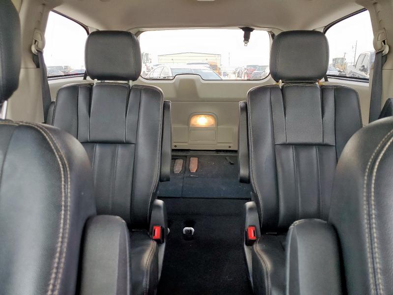 2016 CHRYSLER TOWN & COU - 2C4RC1BG9GR187298