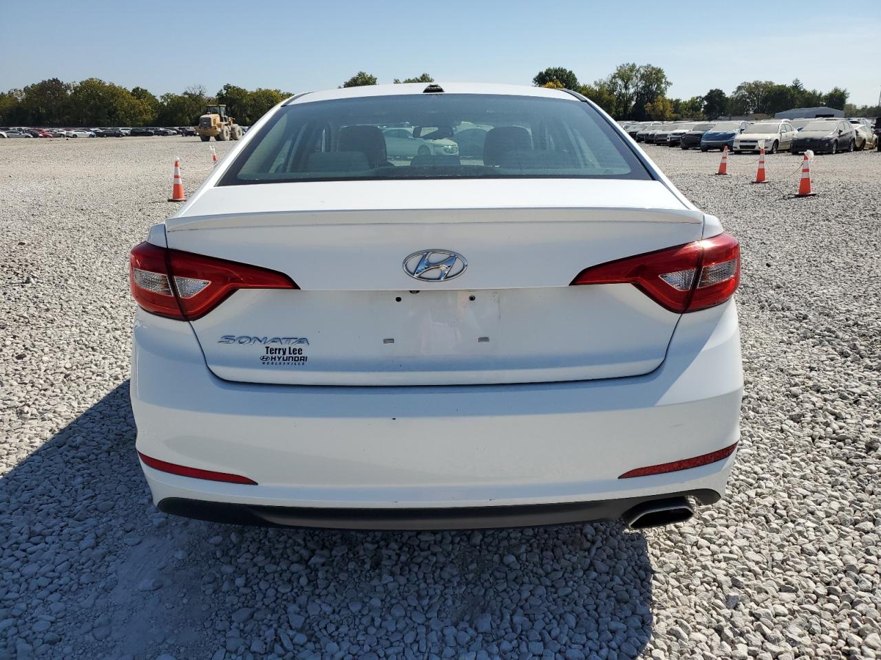 Lot #3240899202 2016 HYUNDAI SONATA SE