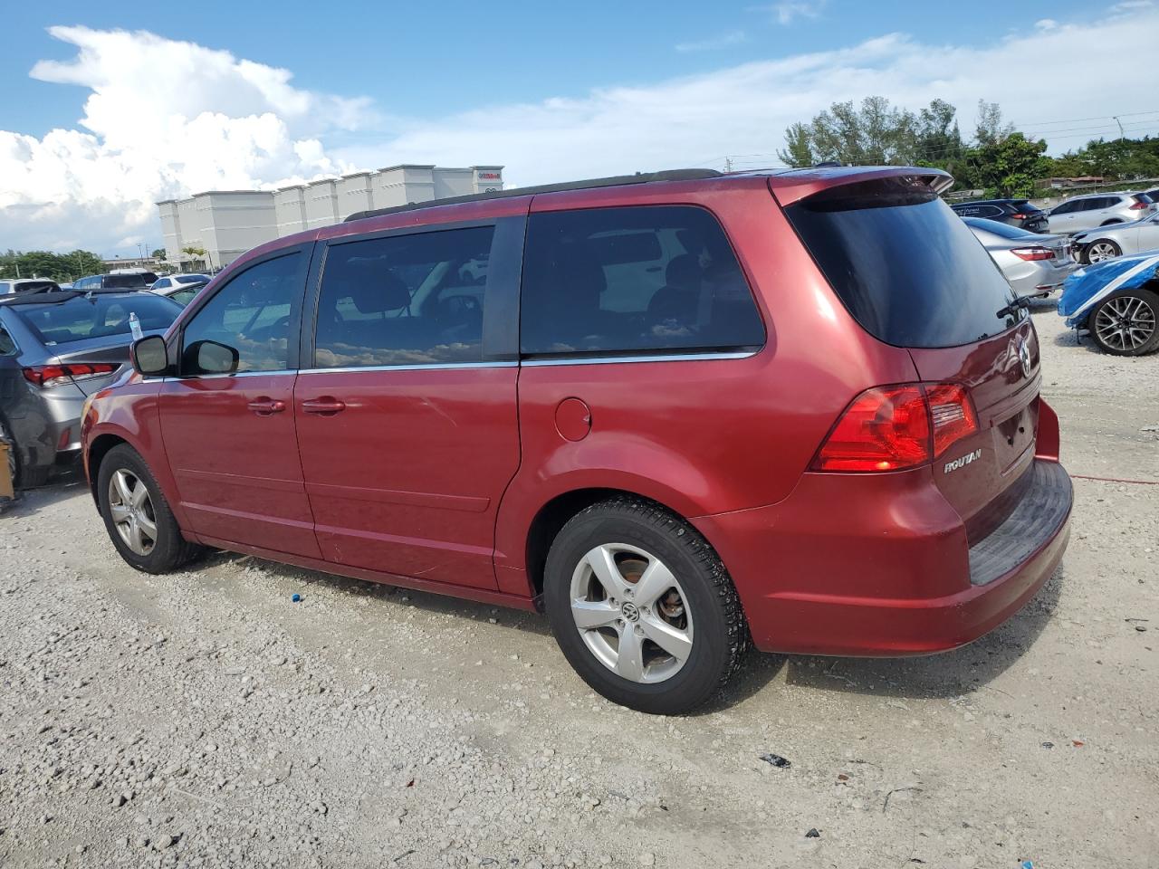 VOLKSWAGEN ROUTAN SE
