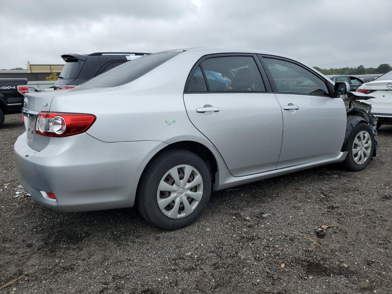 TOYOTA COROLLA BASE