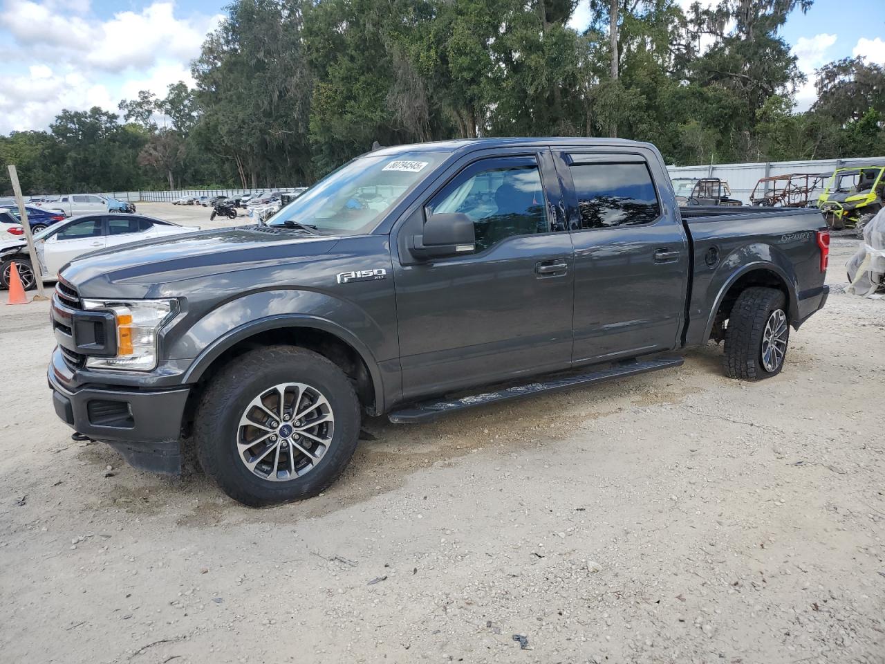 FORD F-150 SUPERCREW