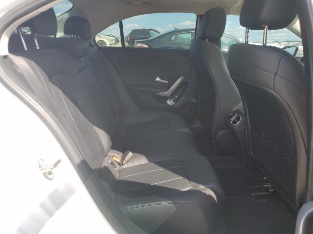 2019 MERCEDES-BENZ A 220 WDD3G4EB2KW026406