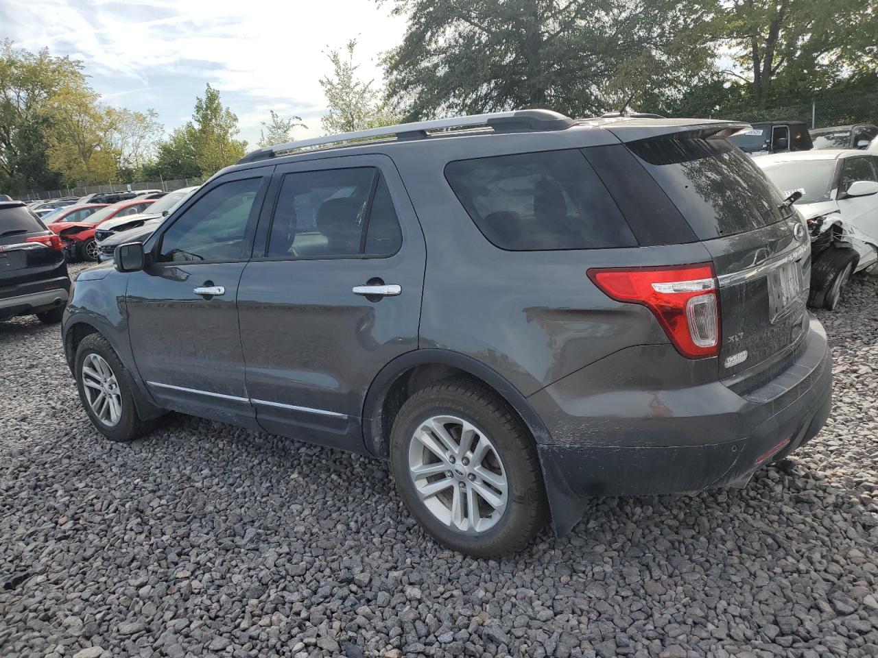 FORD EXPLORER XLT