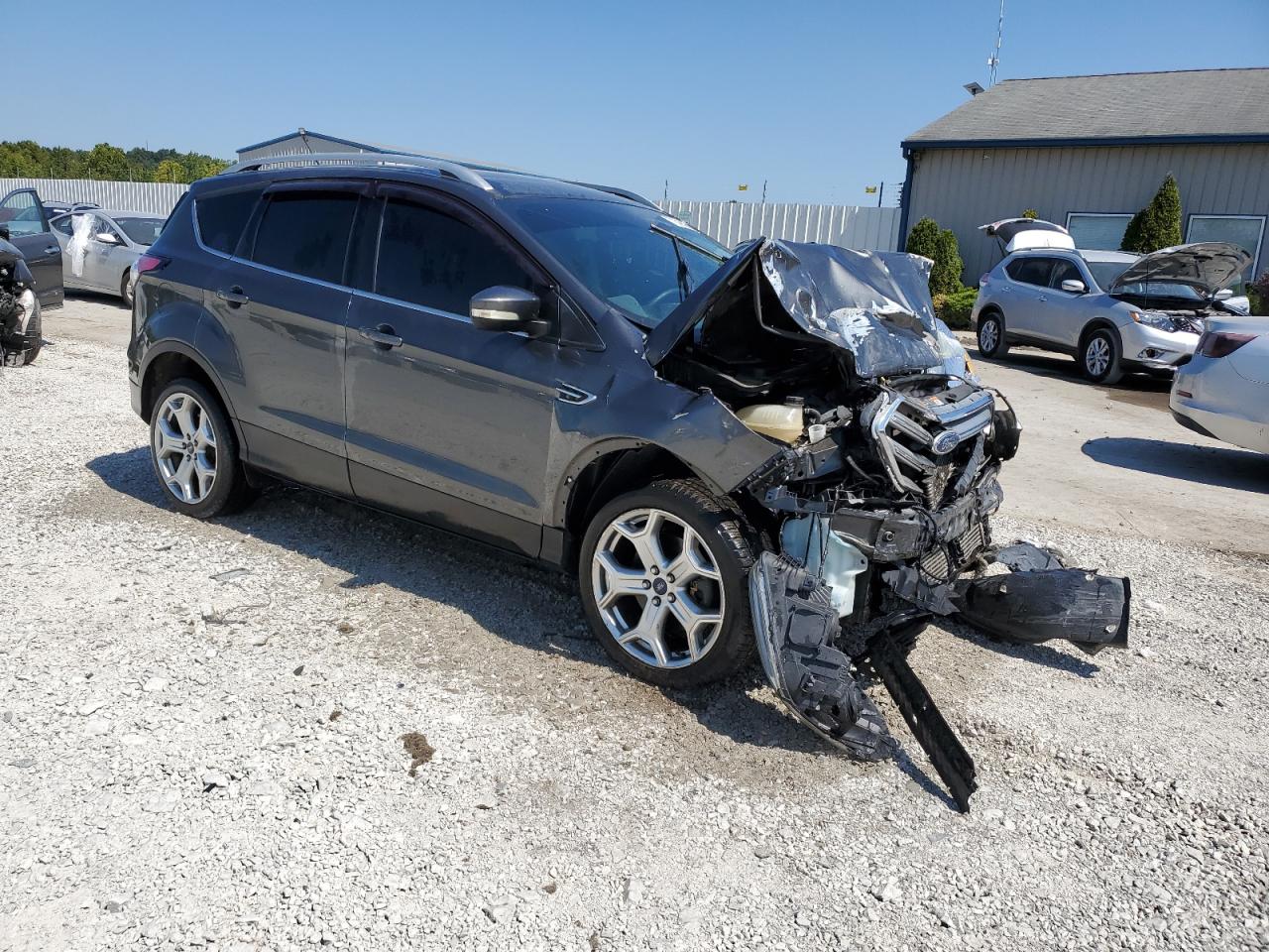 FORD ESCAPE TITANIUM