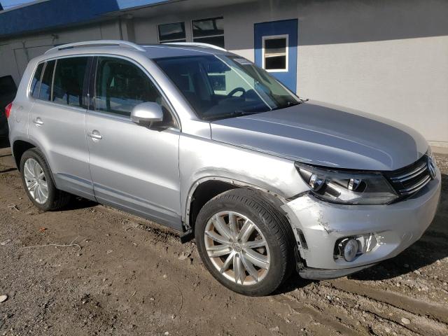 2015 VOLKSWAGEN TIGUAN S WVGAV7AX9FW562913