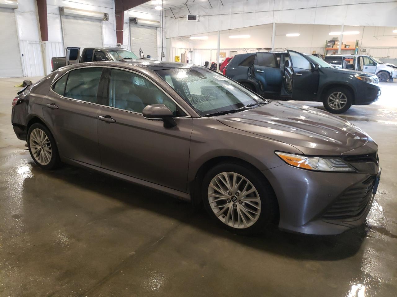 TOYOTA CAMRY L