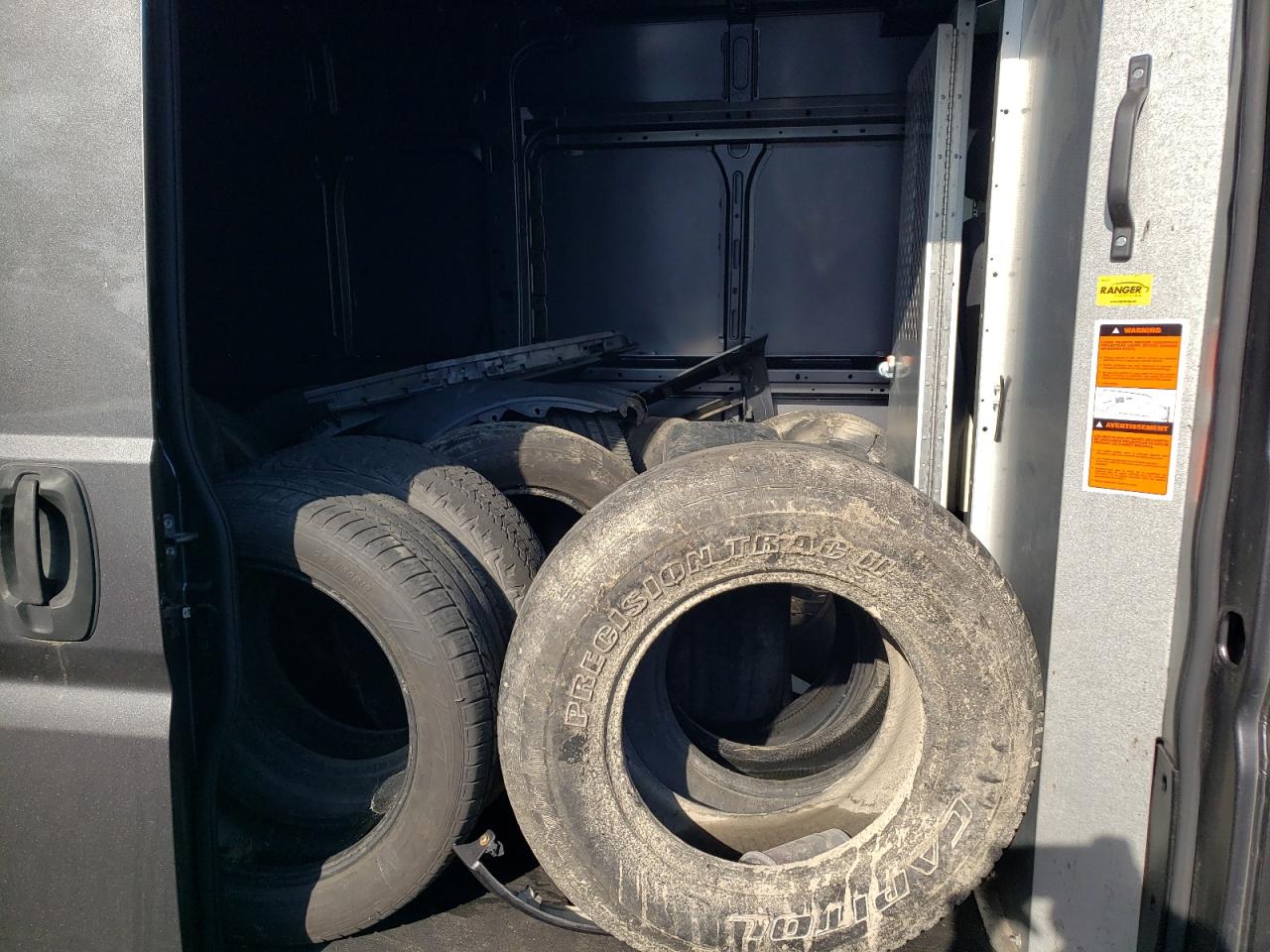 RAM PROMASTER 2500 HIGH